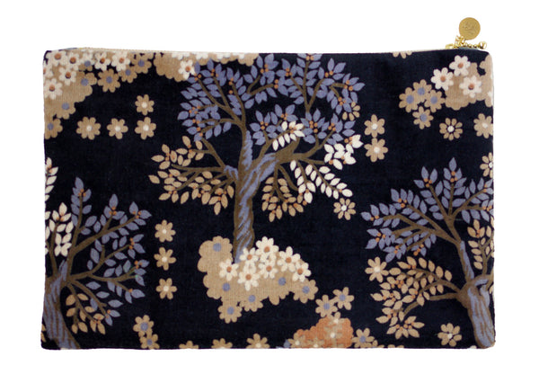 Kiss & Tell | Velvet Clutch